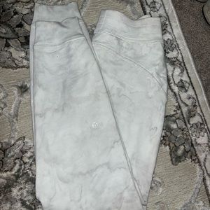lululemon joggers